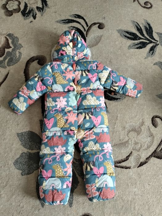 Продам зимний комбинезон детский