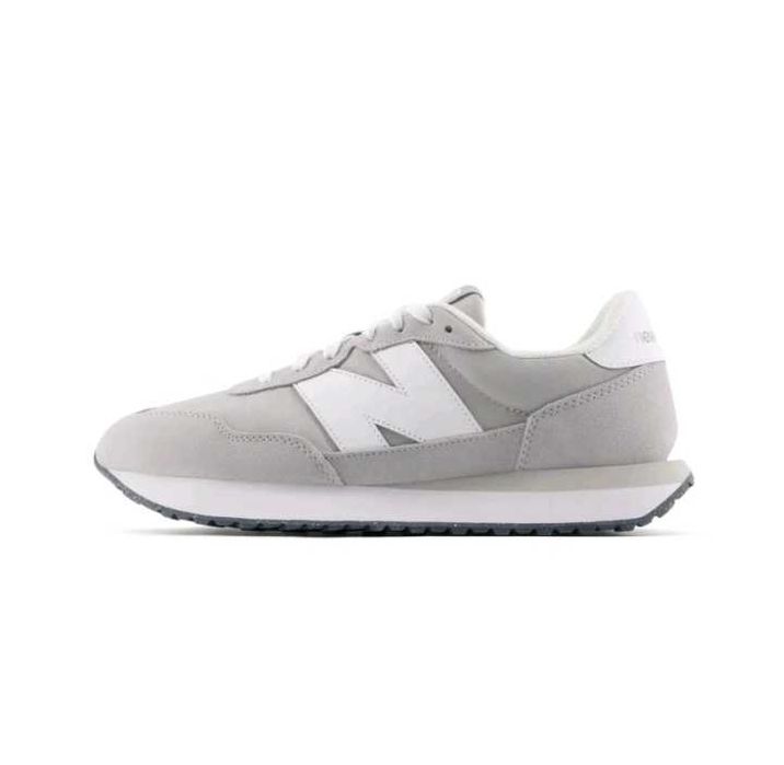 New Balance кроссовки