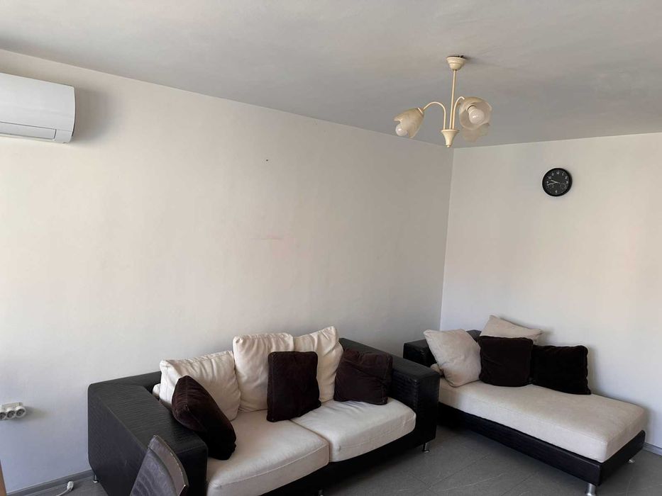 Дава се под наем Тристаен апартамент в Варна, Център - 100 кв.м за 820 € - Снимка #3