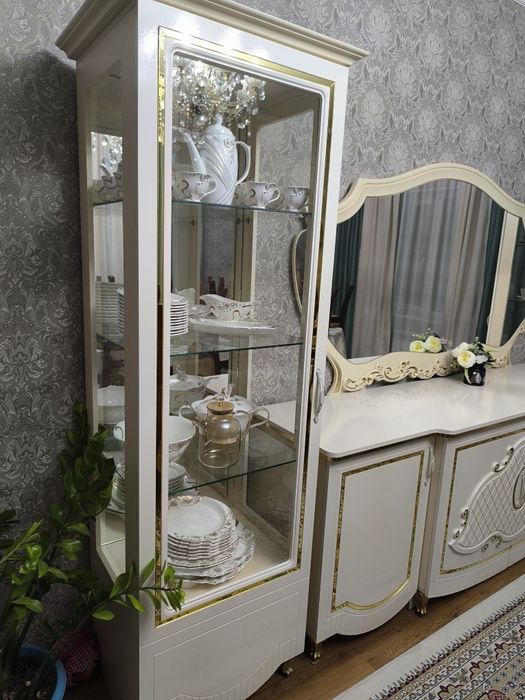 Сервант для гостиной