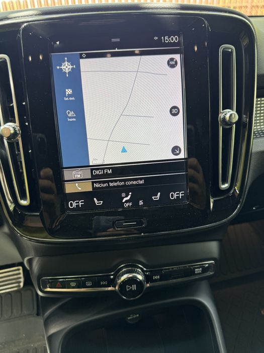 Volvo XC40 D4 190cp AWD