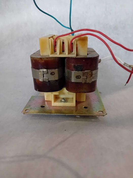 Трансформатор 50VA, 27,8V, 10,7V нов