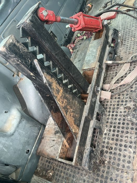 Cupe graifer 183 cm latime noi