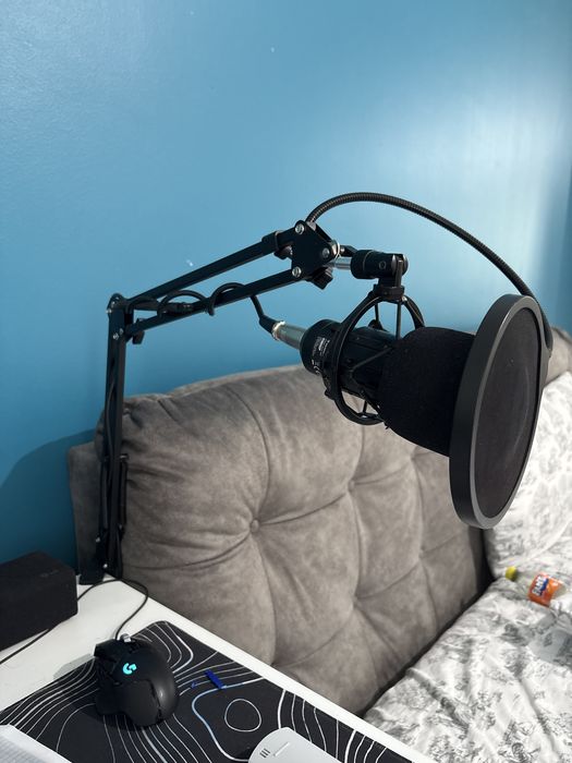 Vand microphone