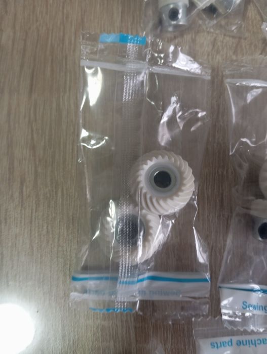 Кабели и Педали за Шевни Машини