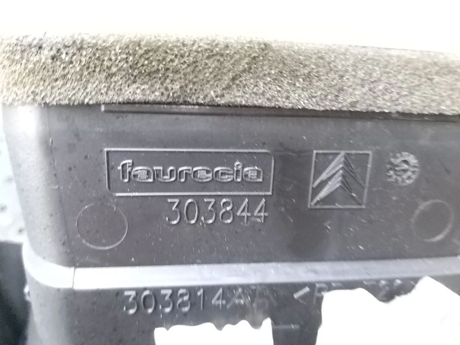 Panou comanda clima ac grila ventilatie dreapta citroen c4 picasso 1 ud 965962747700 a83009700 303844