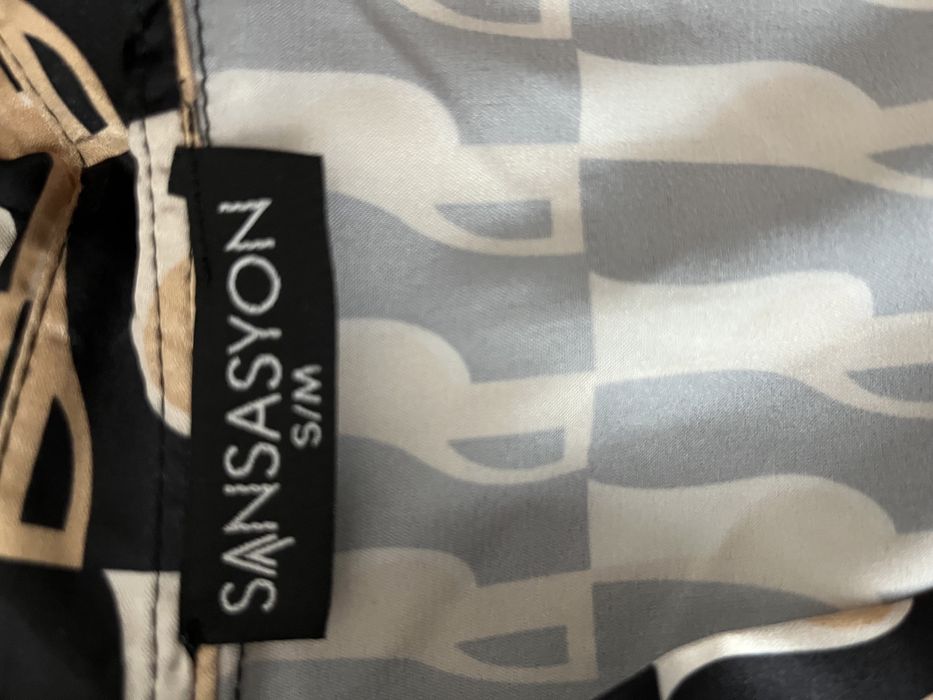 Дамска риза