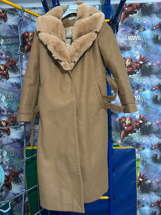 Продам новое  пальто