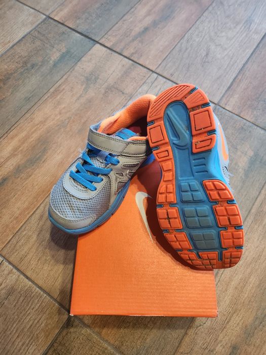 Пролетни гумени за момче"OKAIDI и маратонки Nike "