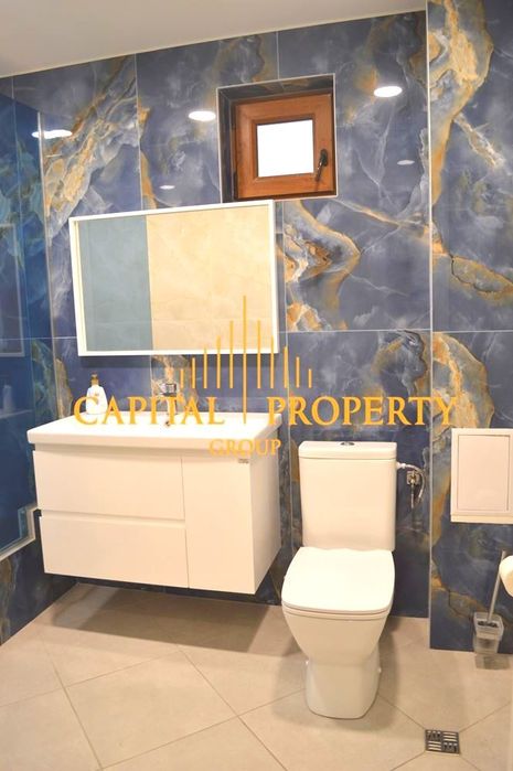 Къща в Варна-Идеален център на метри от морската градина, Варна