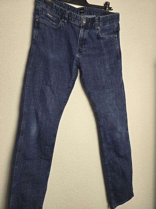 Hanorac Jack&Jones blugi Boss barbat marime M ambele