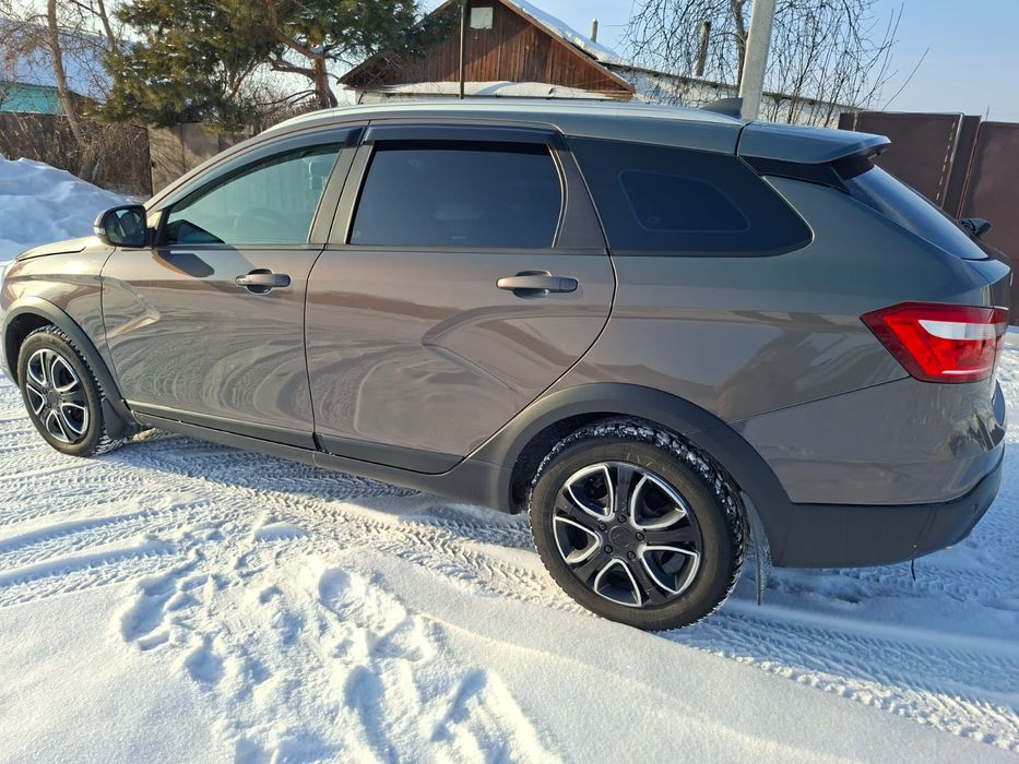 Продам автомобиль Лада Веста SW Cross