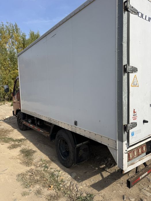 Грузоперевозки термобудка