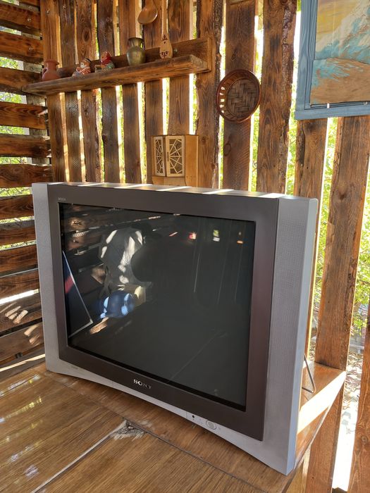 Идеальный  оригинал тиливизор сони