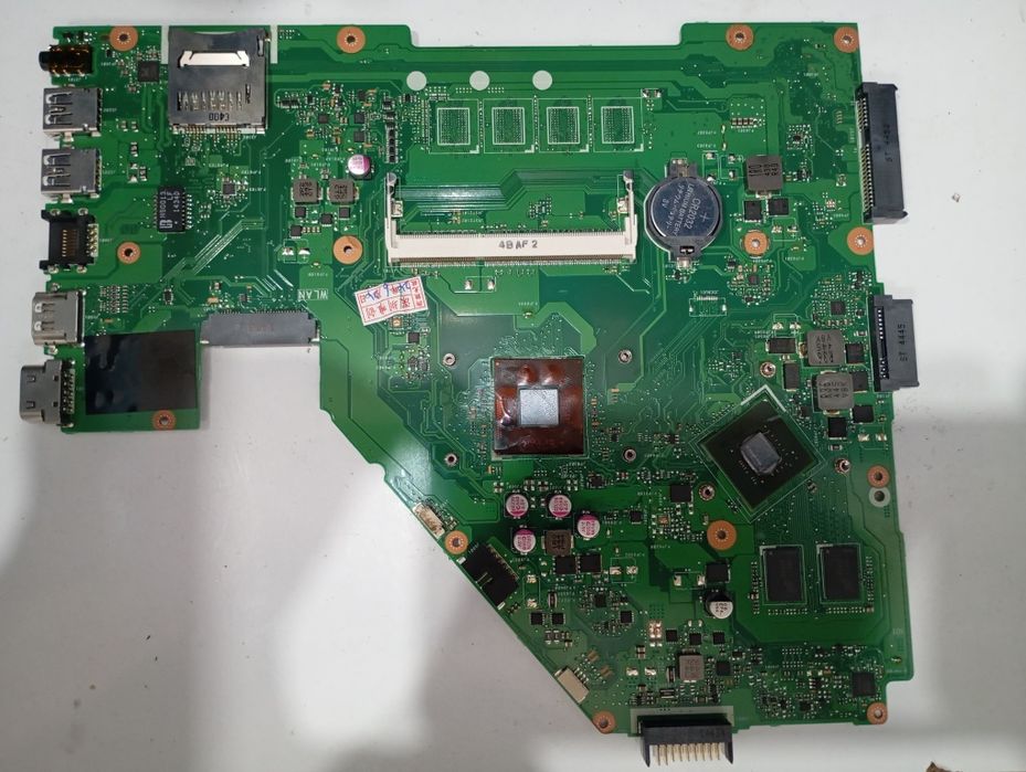 Продается для ноутбука ASUS X552M , материнская плата