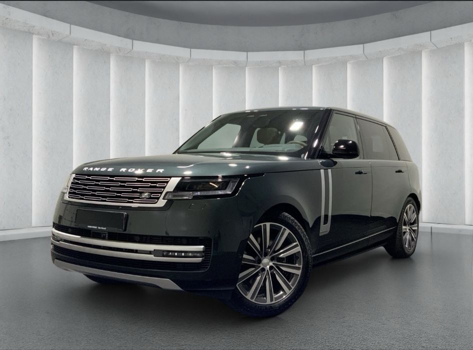Range Rover Autobiography P530 LWB 7-Seat (Green Color)
