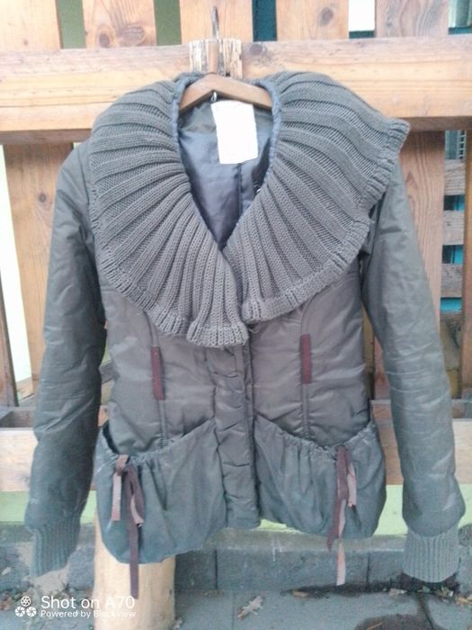 Продам куртку размер s