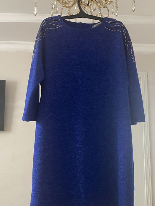 Женская одежда, платья 50-52 р