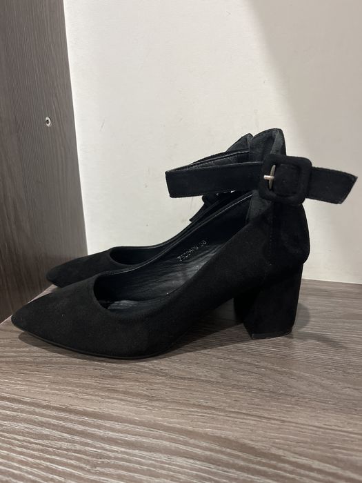 Продам, туфли размер 38
