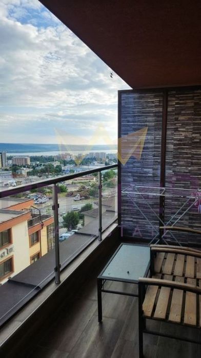 Продава се Двустаен апартамент в Варна, м-т Пчелина - 67 кв.м за 3732 €/кв.м - Снимка #4