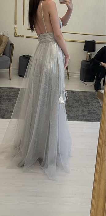 Абитуриентска рокля