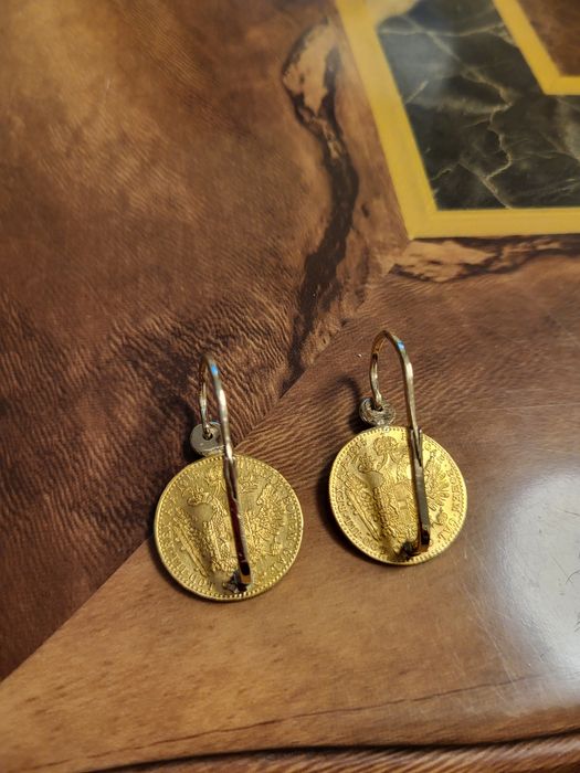 Vând cercei ptr femei din aur de 24 k