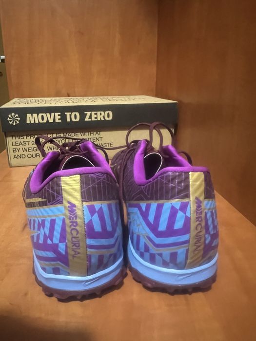 Nike маратонки за футбол