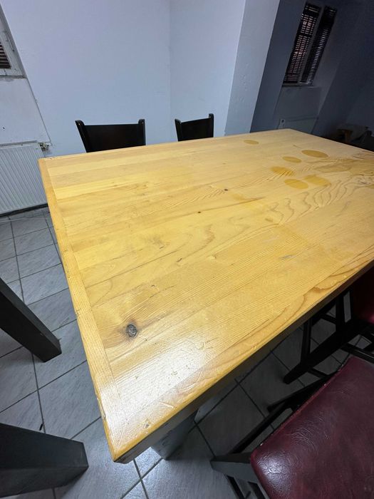 Mese inalte de bar + covor tip puzzle pentru sala / spatiu sportiv