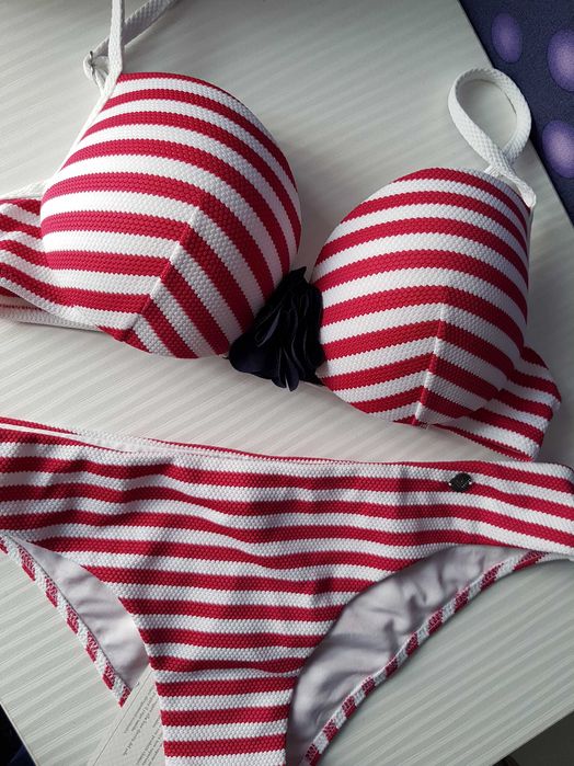 Armani нов оригинален