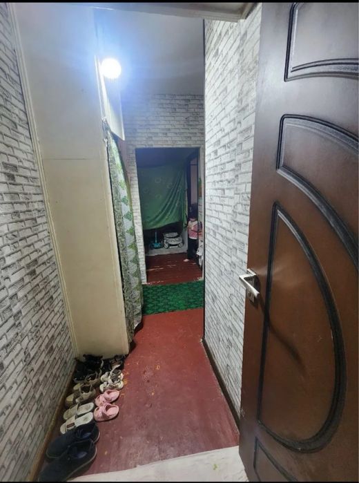 Квартира сотилади Олмазор тумани Кора камиш 2/4 ор.р Тансикбоев бозорч