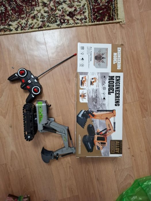 Игрушки для мальчика