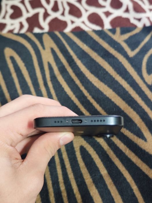 Iphone 16 256gb в идеале 100 акум