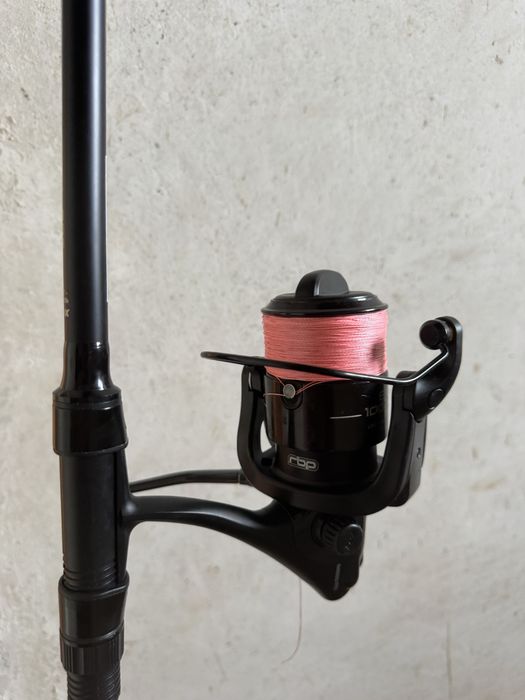 Шаранджийска въдица Fox Eos 3.90 със макара Fox Eos 10000