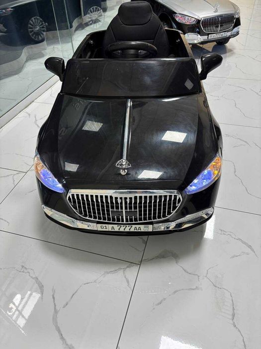 Новая детская электромобиль машинка "Mercedez-Benz"