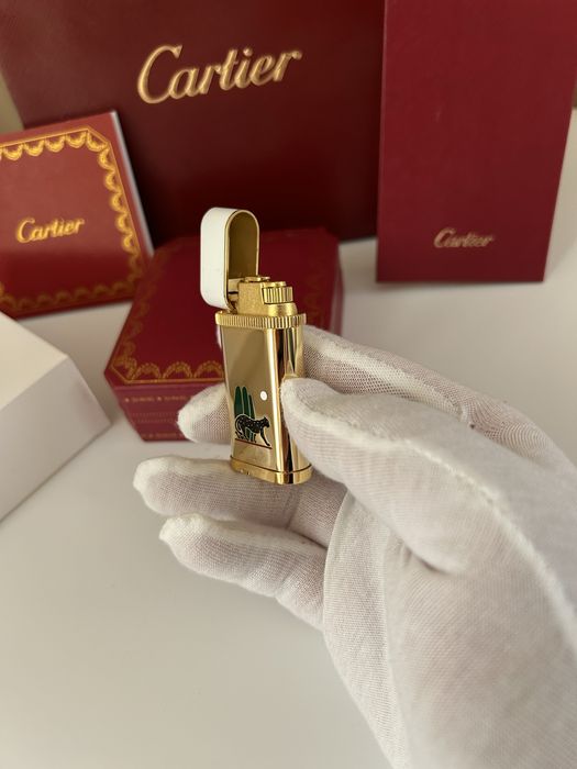 Cartier Panthere запалка с кутия и документи