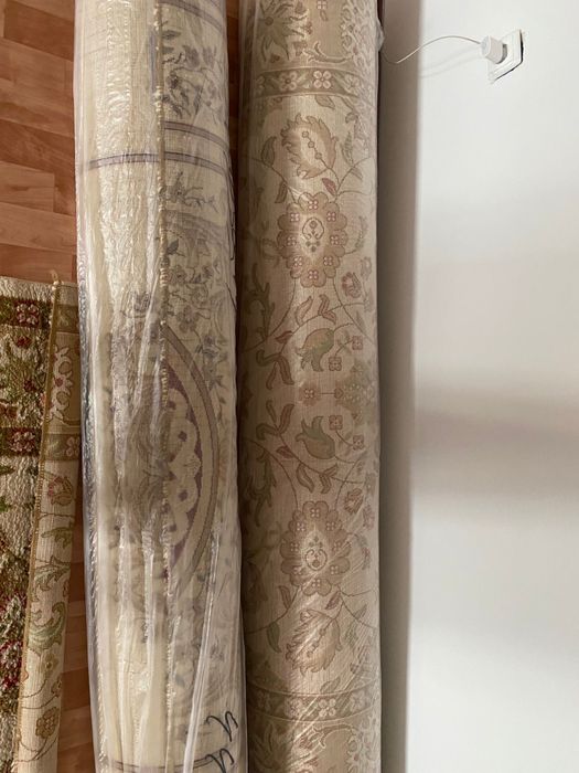 Продаются ковры 200х600