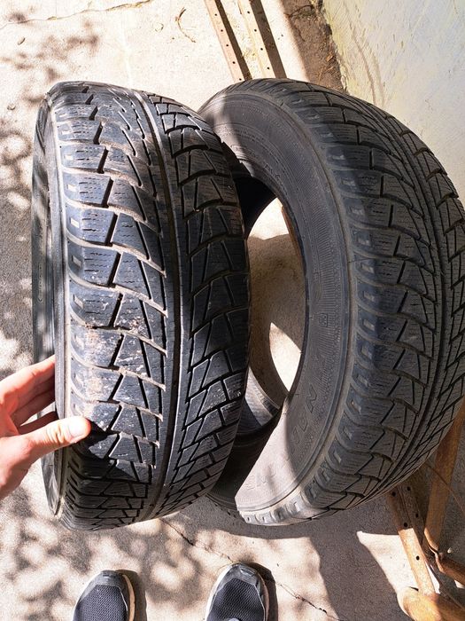 Anvelope mașină de vânzare