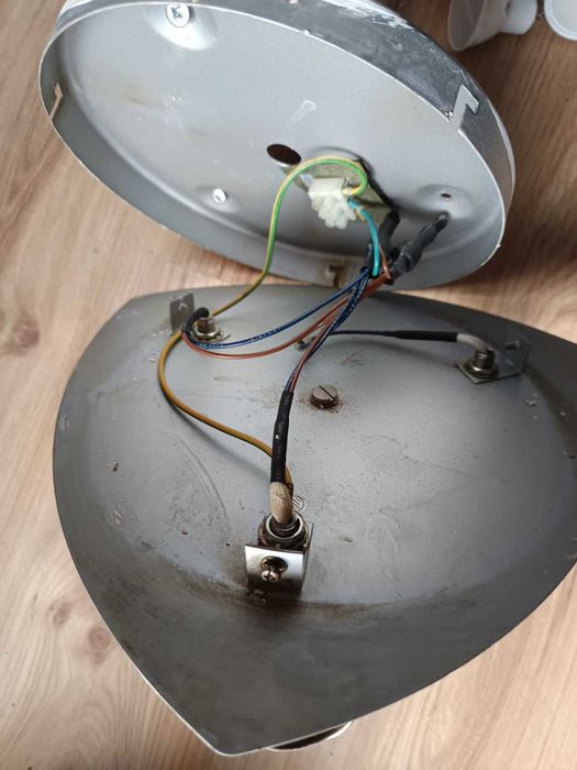 предлагам таванни лампи