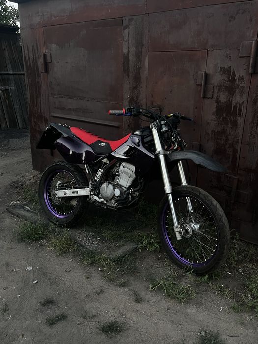 Продам suzuki sb250 (supermotard)