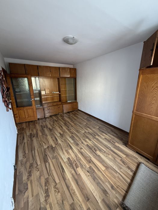 Garsoniera Decomandata 28mp la 10min de centru - Privat, fara agentii