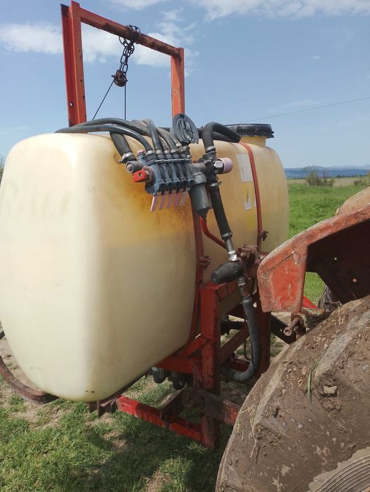 Навесна пръскачка