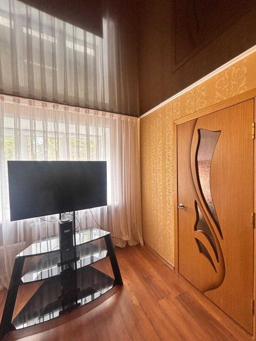 Продам квартиру 3 комнатную