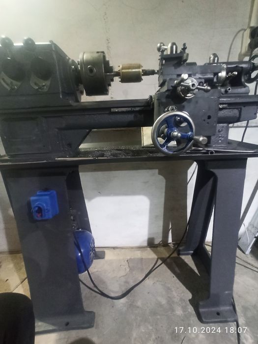 Продам два школьных токарных станка