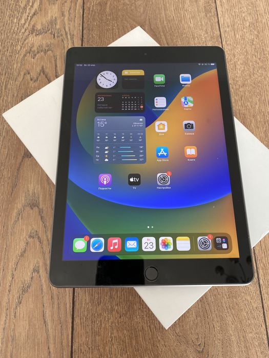 iPad (6 th generation) 32 gb, Wi-Fi