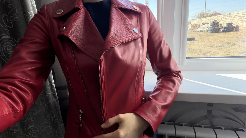 Куртка из натуральной кожы