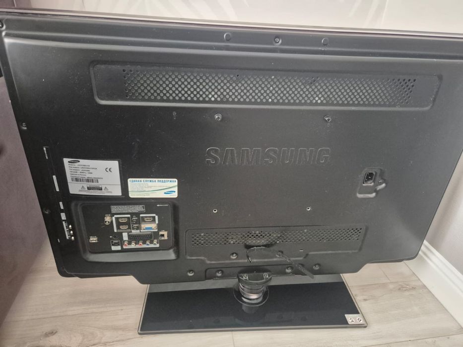 Продам телевизор samsung