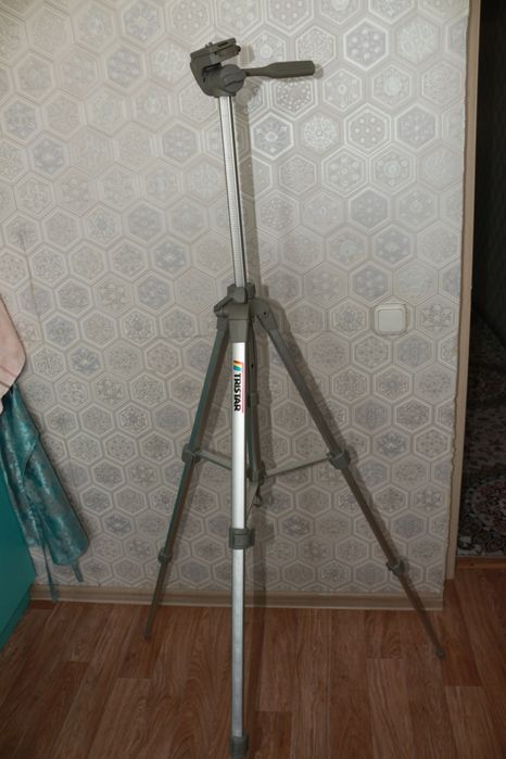 Продам фотоаппарат Кэнон 700Д.