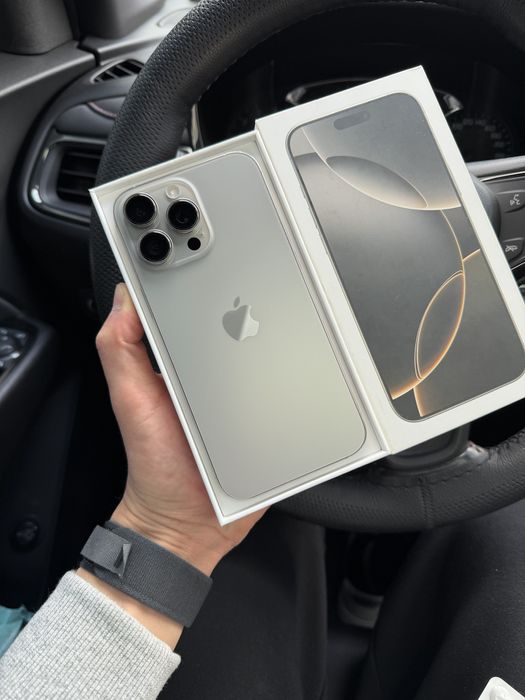 Iphone 16 pro max 266