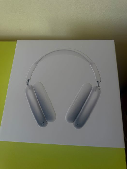 Apple AirPods Max new!