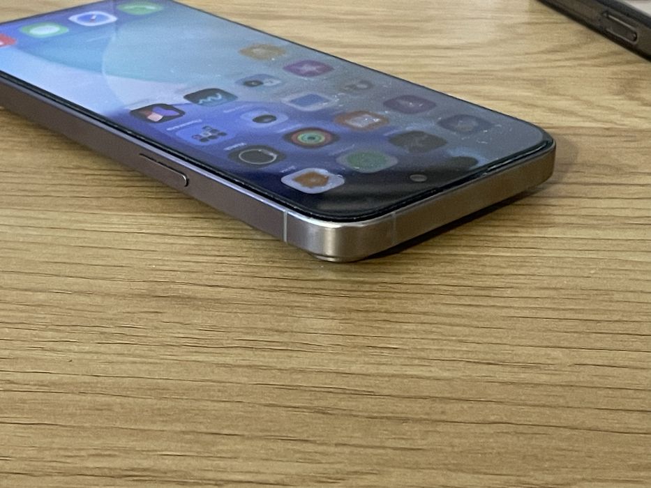 Бартер iPhone 15 pro max 256gb 90% natural